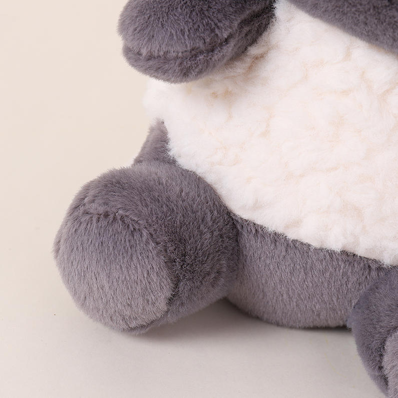 22CM Wolf in sheep's clothing