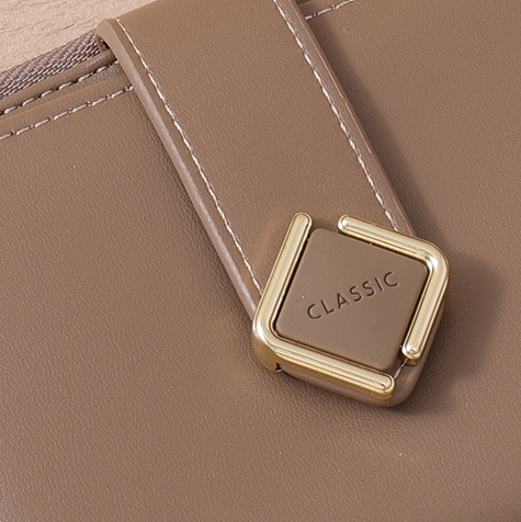 Simple Round Buckle Bifold Purse for Women