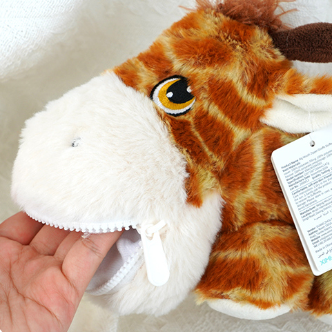 Big Mouth Zipper Giraffe Stuffed Doll (S) (22cm)