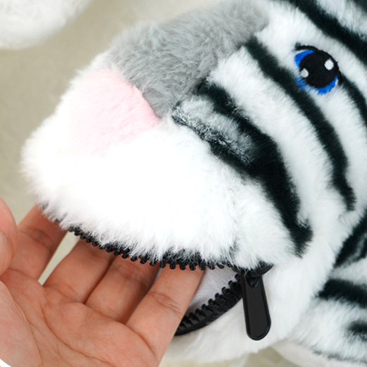 Big Mouth Zipper Zebra Stuffed Doll (S) (22cm)