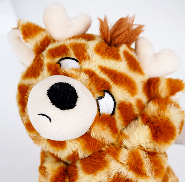 Crossed-hand Standing Giraffe Stuffed Doll (S) (24CM)