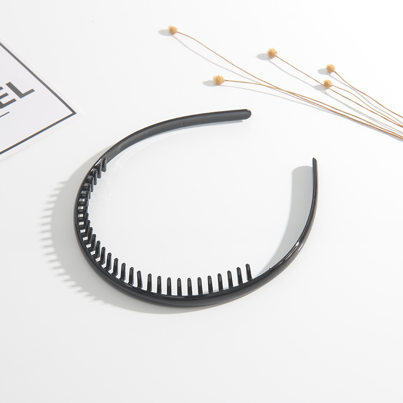 Flat tooth head strap black