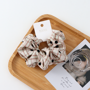 Polka dot bow colon ring