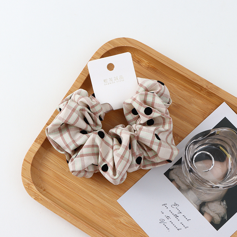 Polka dot bow colon ring