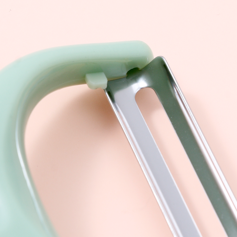 Simple Basic Y-Shaped Peeler (Green)