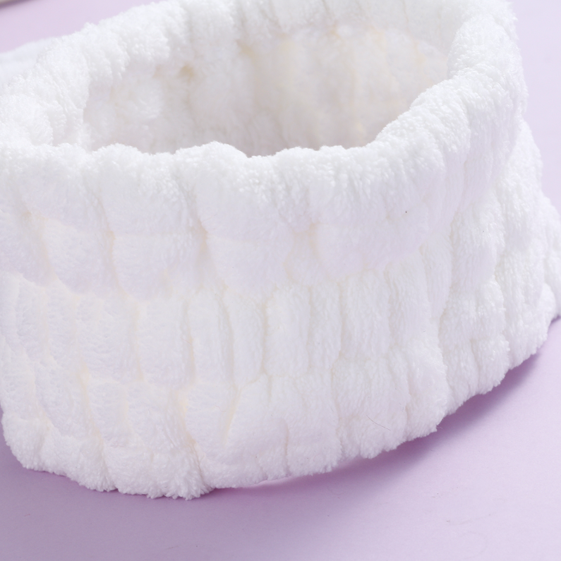 Raspberry Bear Cute Dry Hair Band (White)