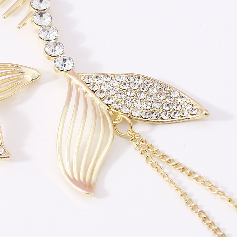 Marine fish bone metal hair grab