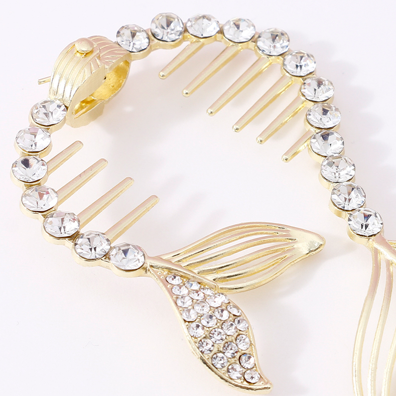 Marine fish bone metal hair grab