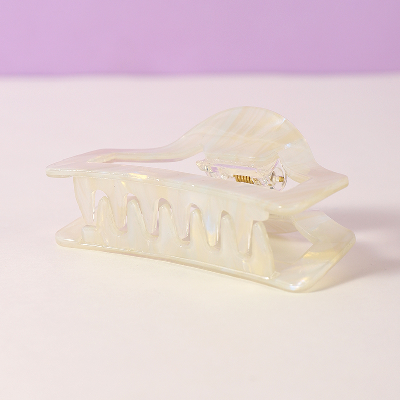 Cold tone creative design hair claw