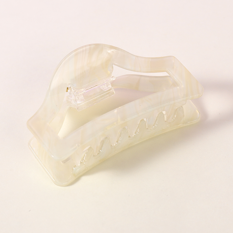 Cold tone creative design hair claw