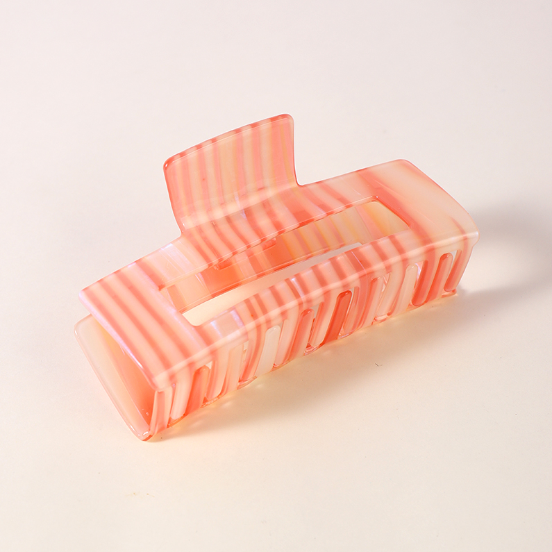 The sunset glow series smudges rectangular hair claws