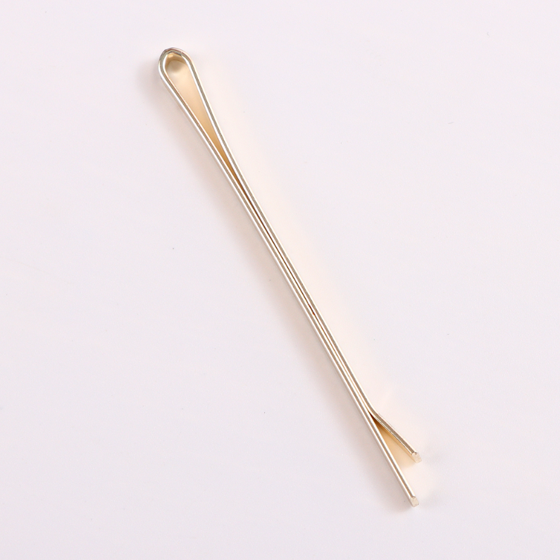 Bold smooth straight plate gold and silver base a word clip