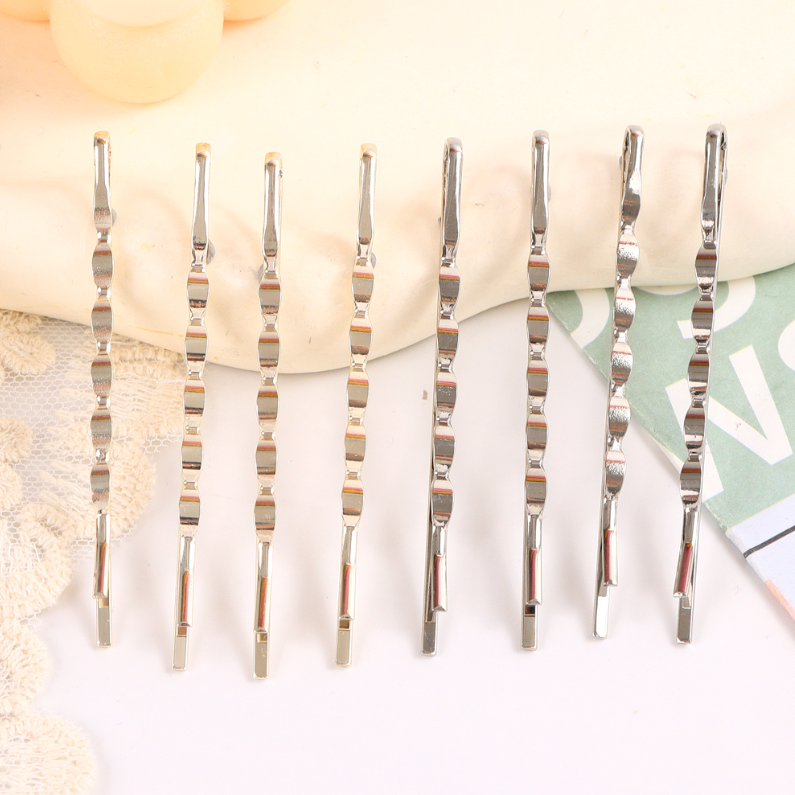 Basic matching color gold and silver basic a word clip 8