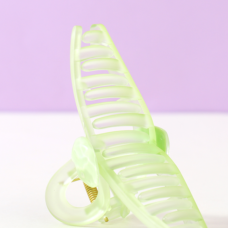 Transparent jelly love clip
