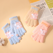 Bunny print mittens for children
