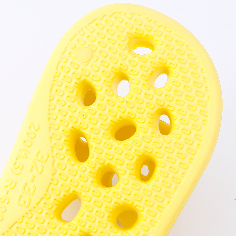 Kids Simple Smiley Bathroom Slippers (30-31)