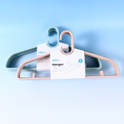 17" plastic shoulder hanger /5 packs (mixed colors)