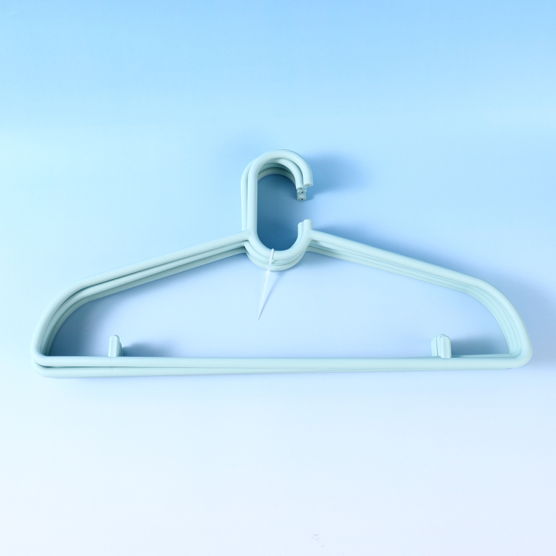 17" plastic shoulder hanger /5 packs (mixed colors)