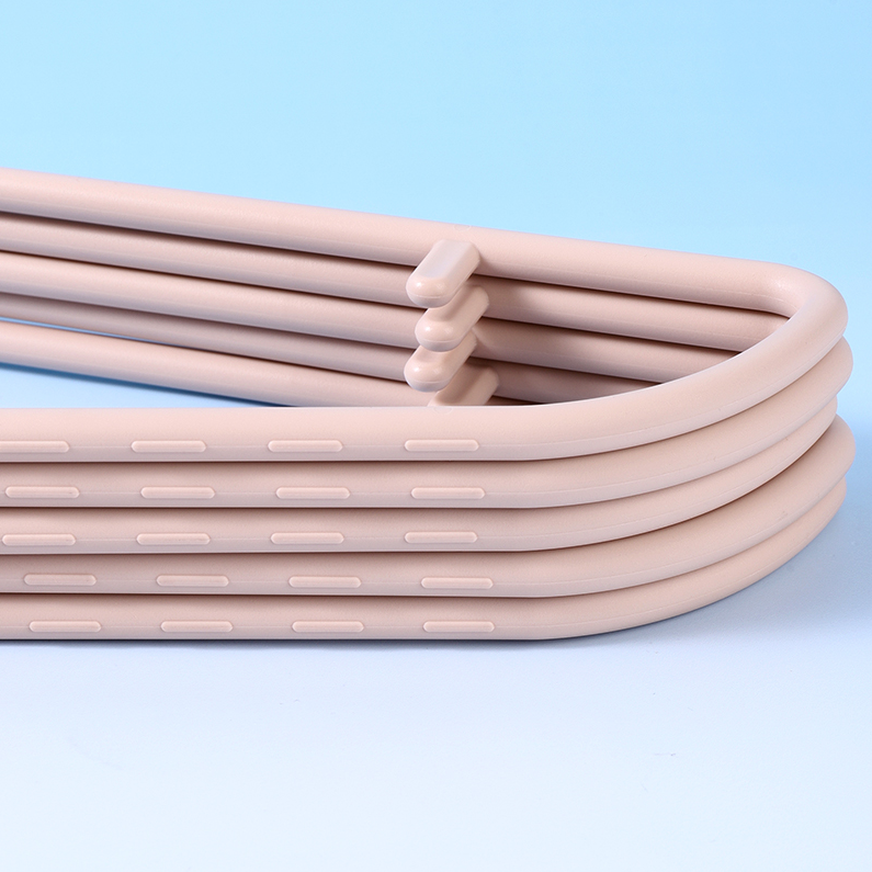 17" plastic shoulder hanger /5 packs (mixed colors)
