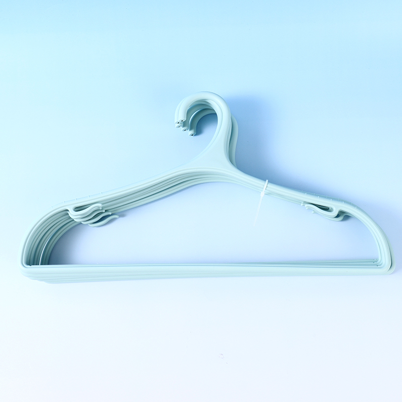 16" Shoulder plastic coat hanger /5 packs (mixed colors)