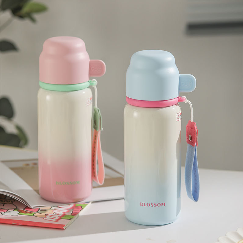 550mL/18.59fl.oz. Blossom Thermos Cup