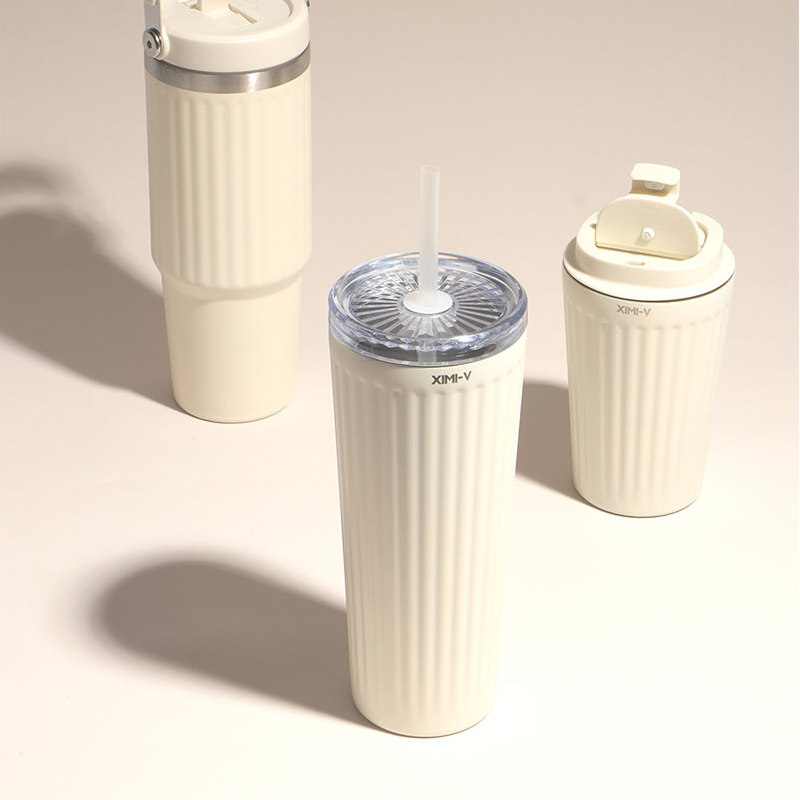 900mL/30.43fl.oz. Simple Portable Vertical Stripes Thermos C