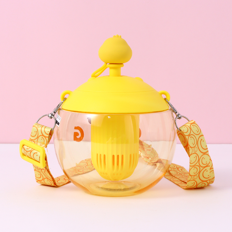 850ml/28.7fl.oz. Cute Duckling Pot Belly Cup (Yellow)