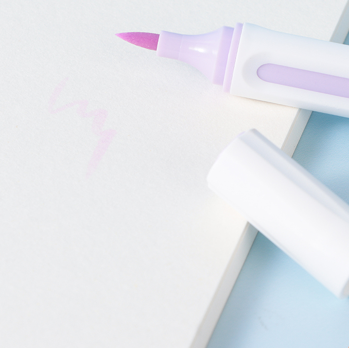 A lavender highlighter