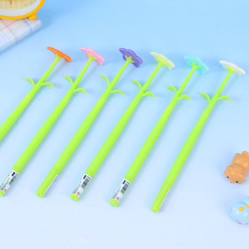 Flower Field Wiggle Gel Pen Black 0.5mm