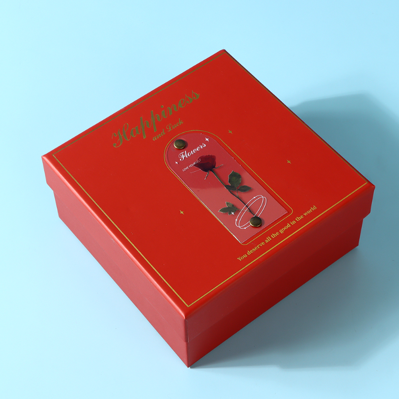 Garden Red Rose Square Gift Box (M)