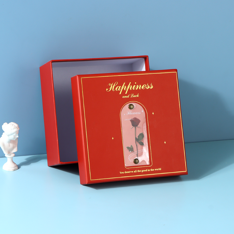 Garden Red Rose Square Gift Box (M)