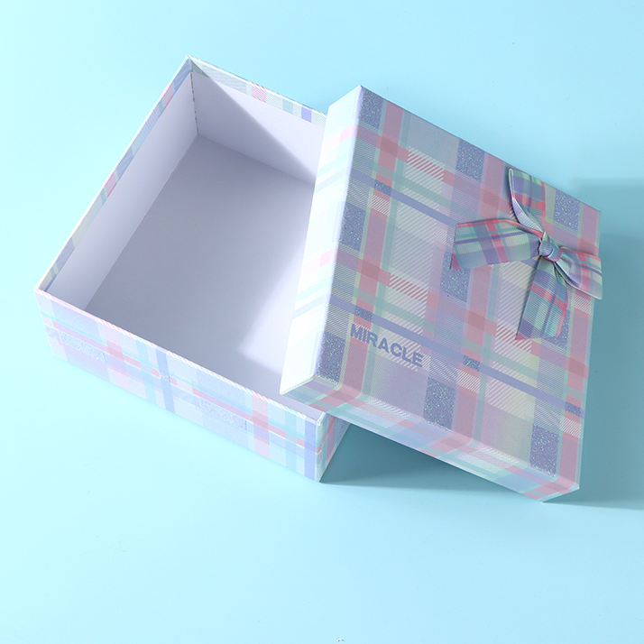 Square Purple Plaid Series Gift Box (L)