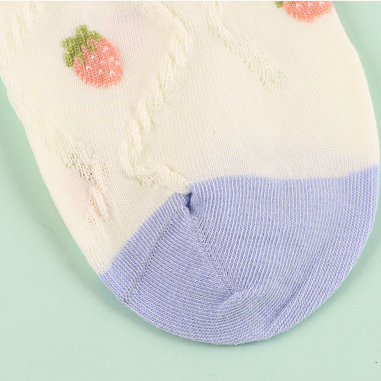 2 pairs of Comfortable Women's Socks with Strawberry Flower