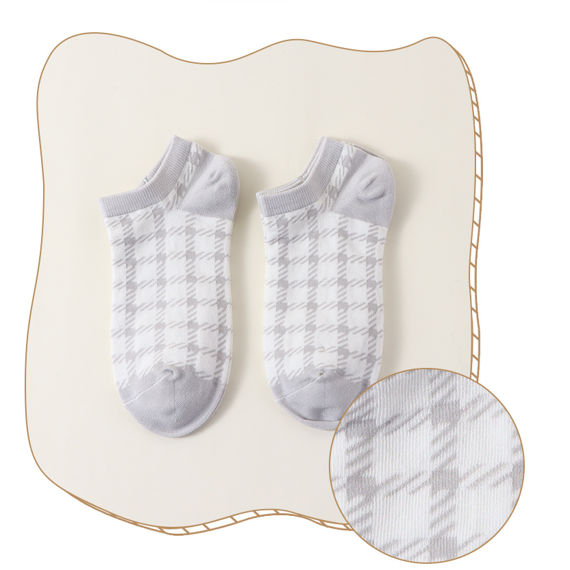 Two pairs of Fresh plaid comfort Socks for women (mixed colo