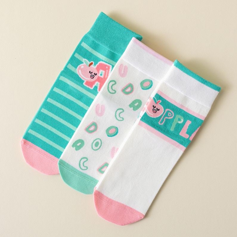 1 Pair of stylish Apple Antibacterial Couple Socks (Mixed)