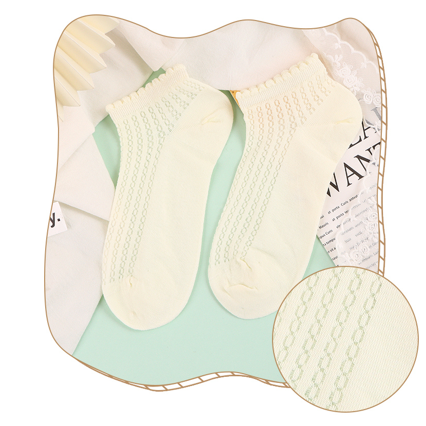 2 pairs of Blue Floral Bear Comfort Socks for Women (mixed)