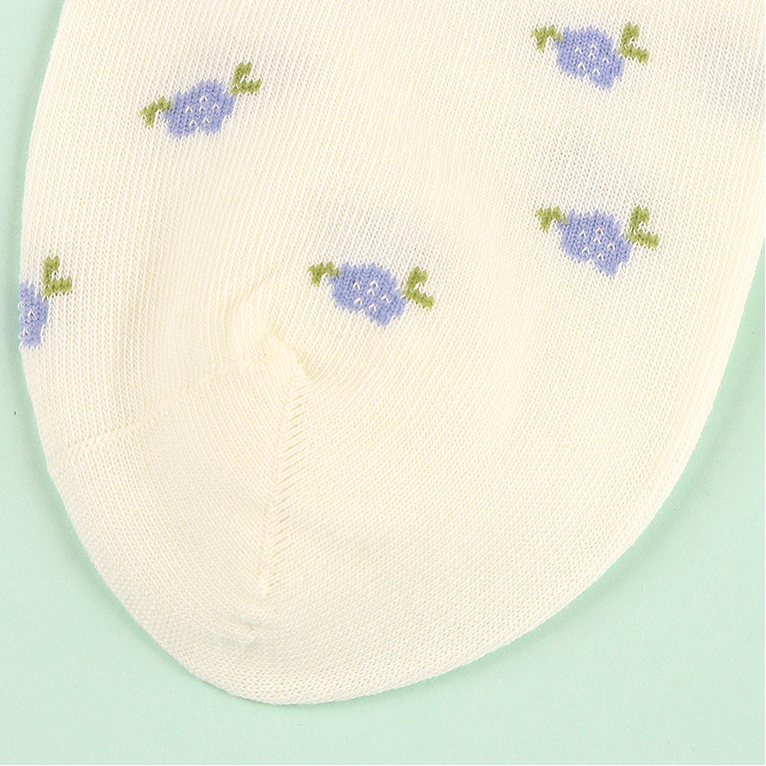 2 pairs of Blue Floral Bear Comfort Socks for Women (mixed)