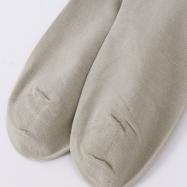 Solid color flat short socks for men (two pairs)