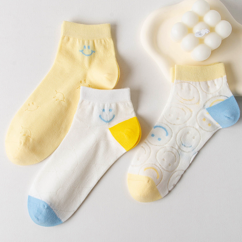 2 pairs of Fun Smiley Jacquard Comfortable Women's Socks (Mi