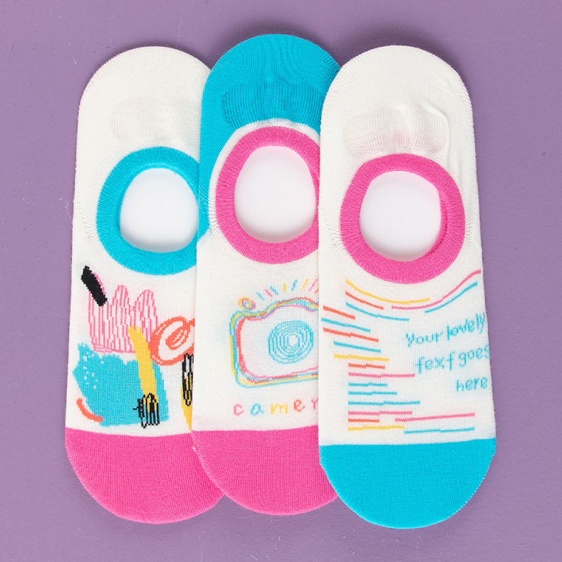 2 Pairs of Art Illustration comfortable Women's boat Socks (