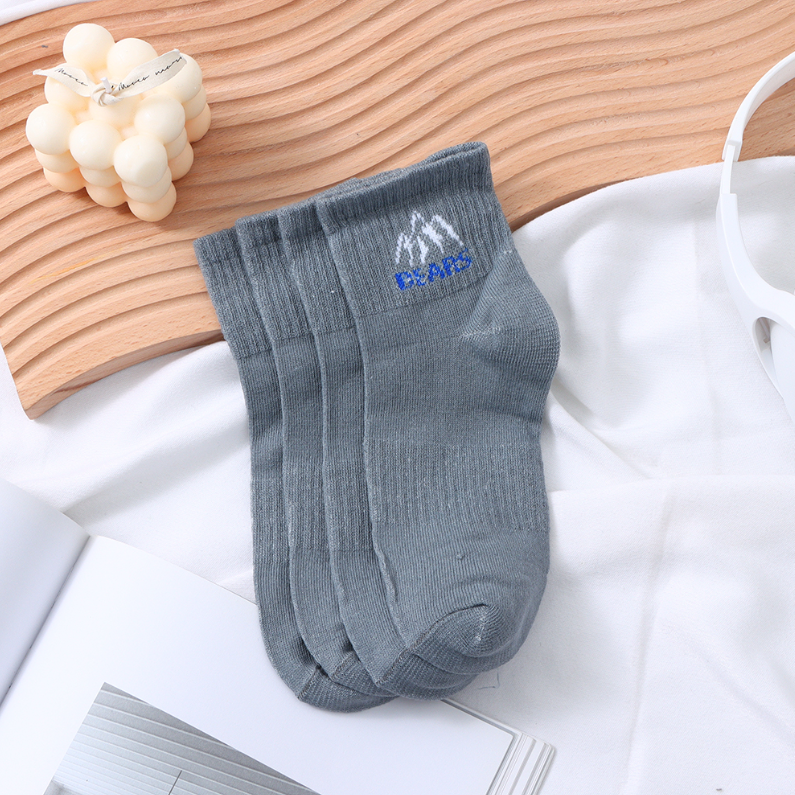 Snow Mountain Jacquard Men's Mid-Calf Socks 2 Pairs