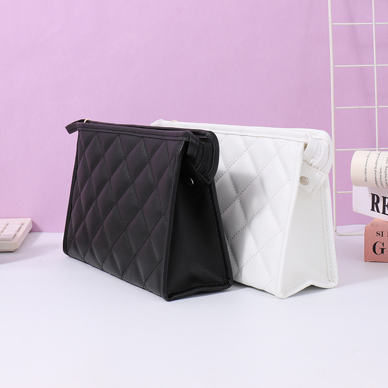 Simple diamond-shaped official document makeup bag
