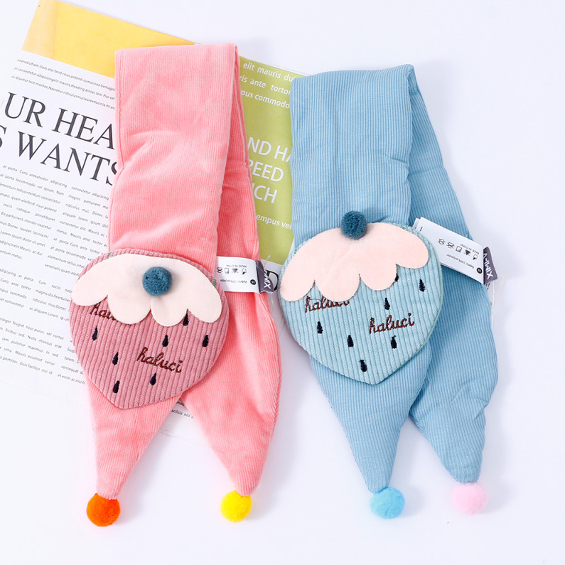 Cute Strawberry Children's Scarf (Mixed colors)