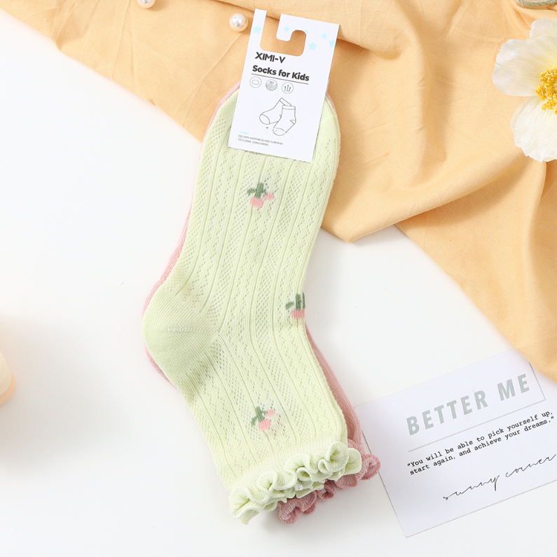 2 pairs of lovely Jacquard wood ear children's socks 6-8Y