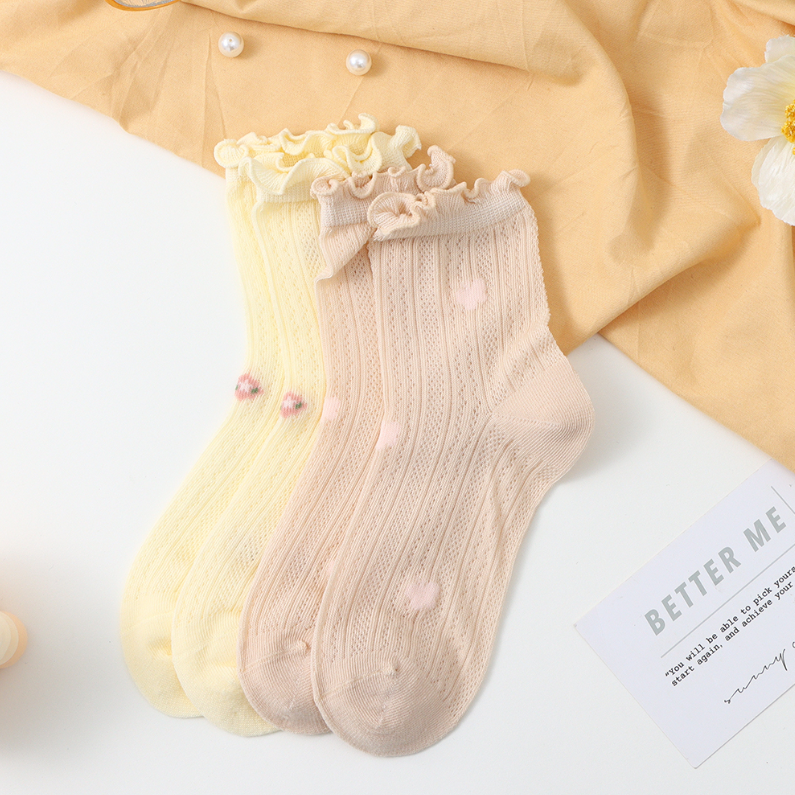 2 pairs of lovely Jacquard wood ear children's socks 6-8Y