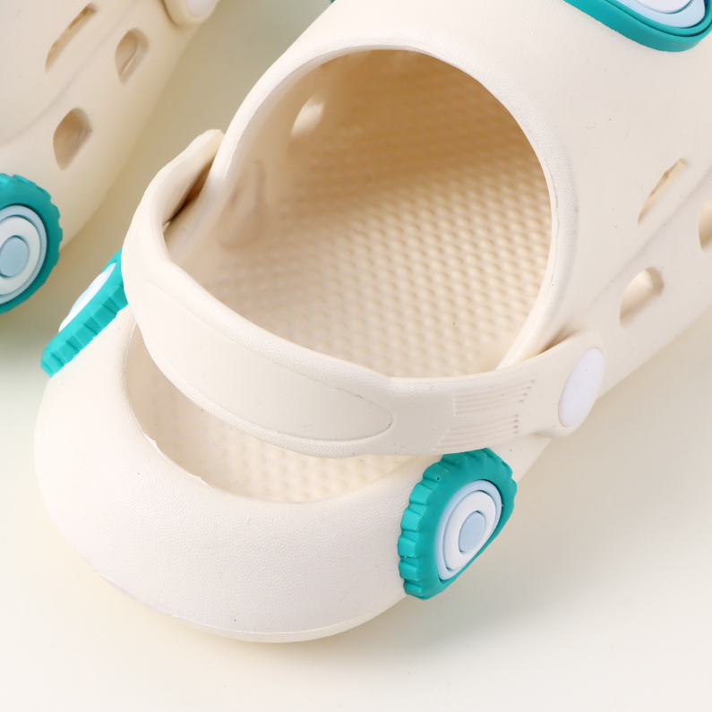 Cartoon series Car Slippers for children (beige 160mm)