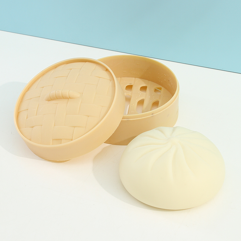 Large Steamed Buns With Steamer