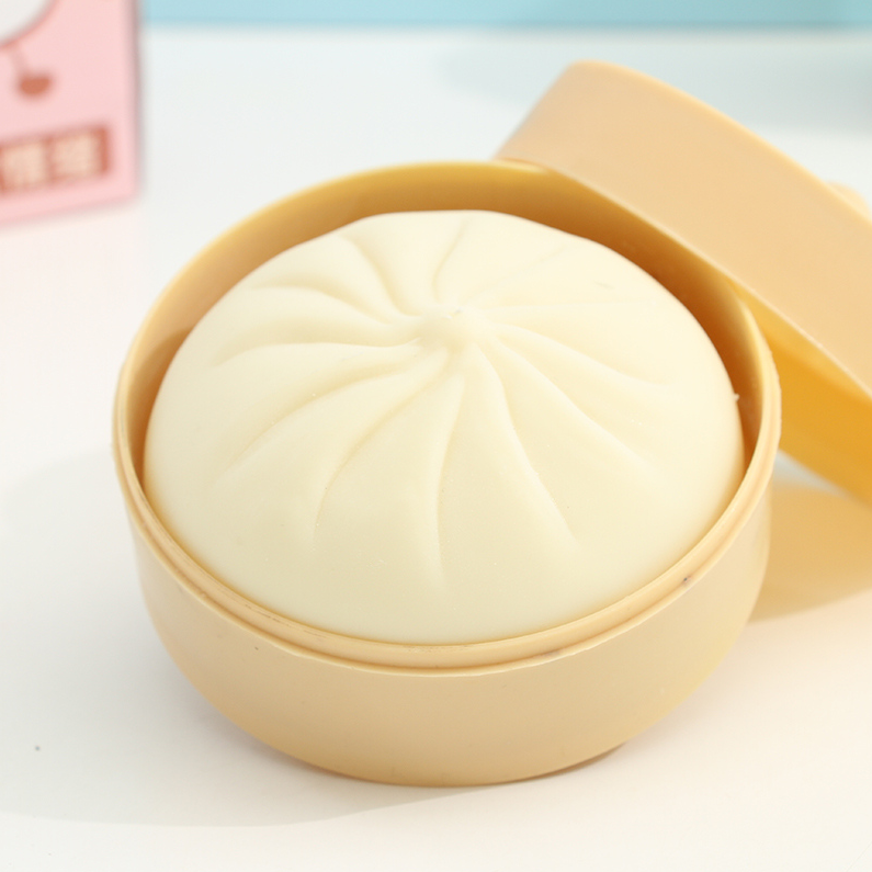 Large Steamed Buns With Steamer