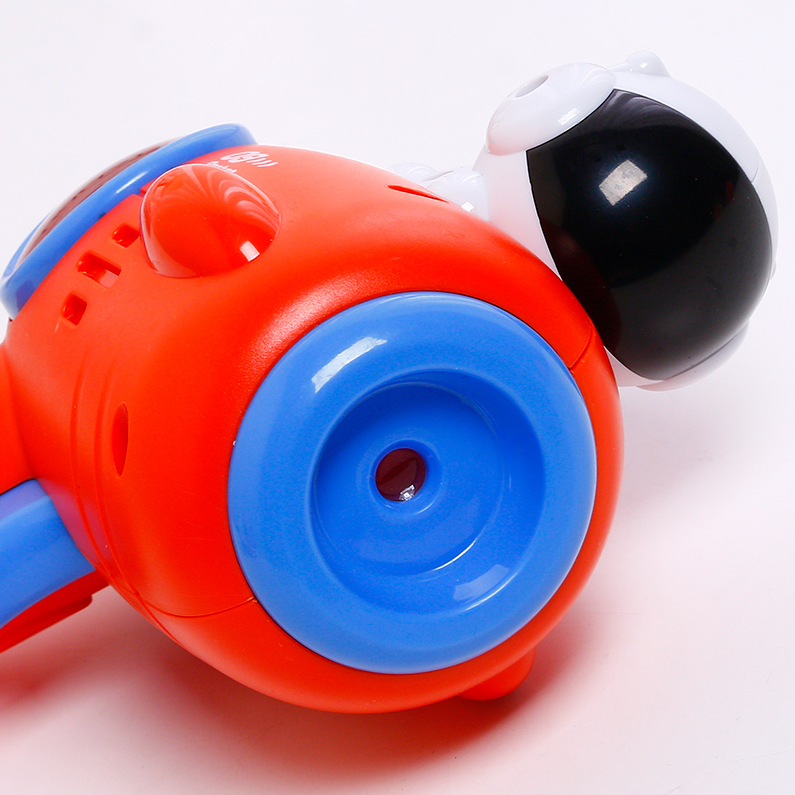 Astronaut projection gun