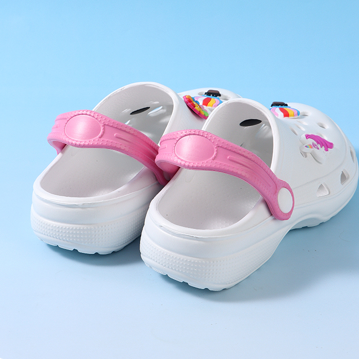 Classic fashion Big Kids Crocs 33-34 (White)